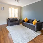 2-Bed Home London - Long Stays